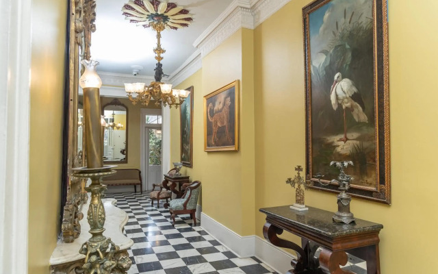 Lamothe House