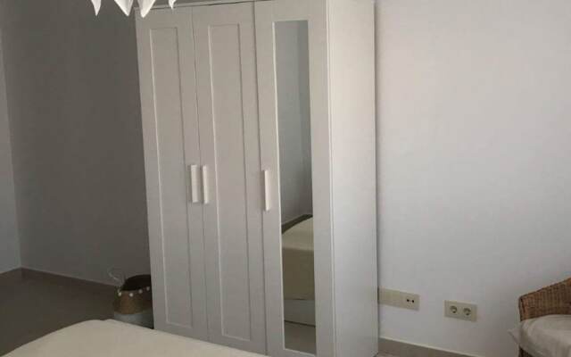 106850 - House in Zahara