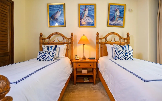 Montebello 2C - 3 bdr 3 Bath Ocean View