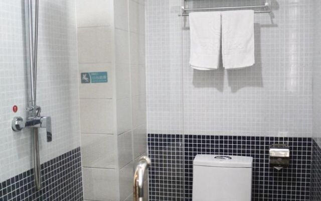 Heluo Sunshine Culture Theme Hotel