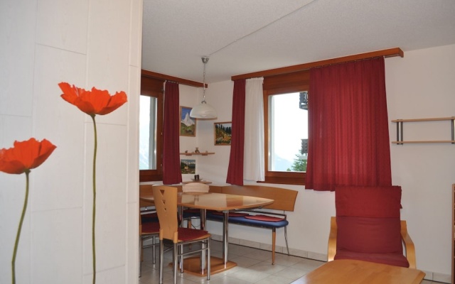 Heidi 16 – Guest Rooms – Bettmeralp