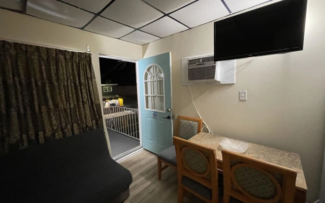 Searay Motel