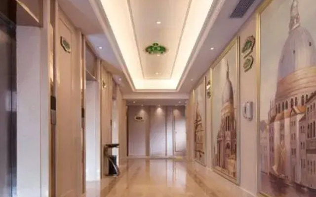 Vienna International Hotel