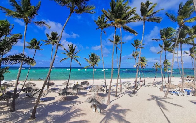 TrueCost Caribbean Paradise