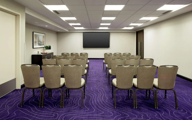 DoubleTree by Hilton Montreal