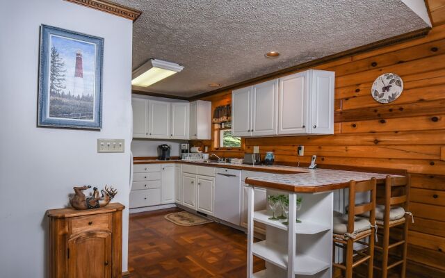 Schmidt Lodge 3 Bedroom House