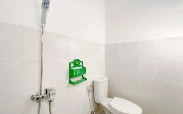 Falah Residence Syariah by OYO Rooms