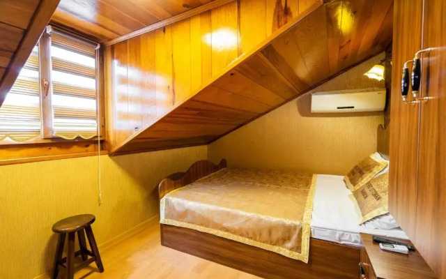 Rozin Hotel