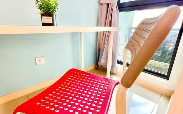 Legoland -3mins Drive -Happy Family Suite-kids friendly with Wifi and Pool Garden view. – Balcony – Iskandar Puteri
