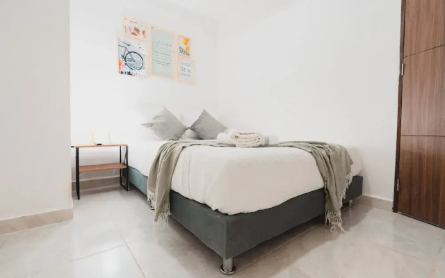 AC - House Laureles - Self Checking