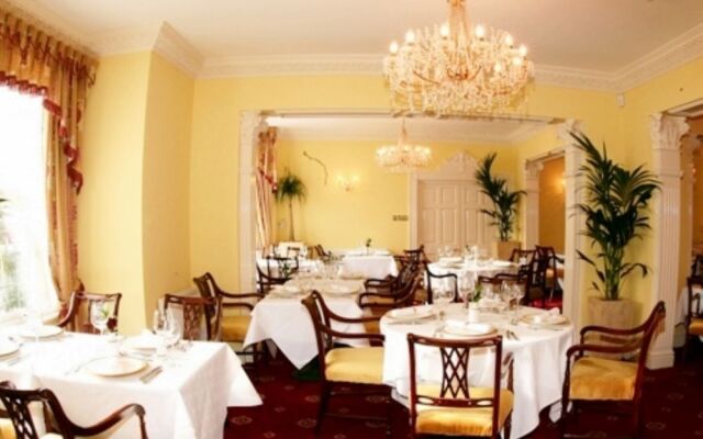 Grand Hotel