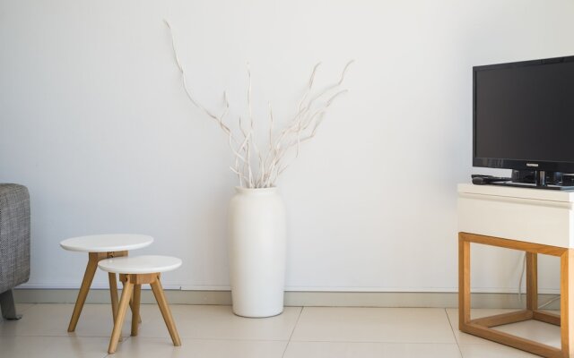 Four Seasons Apartments 2