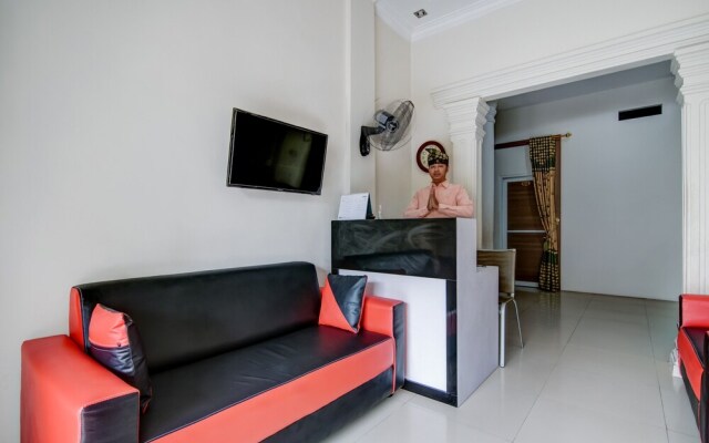OYO 90942 Kost Syari'ah Panam