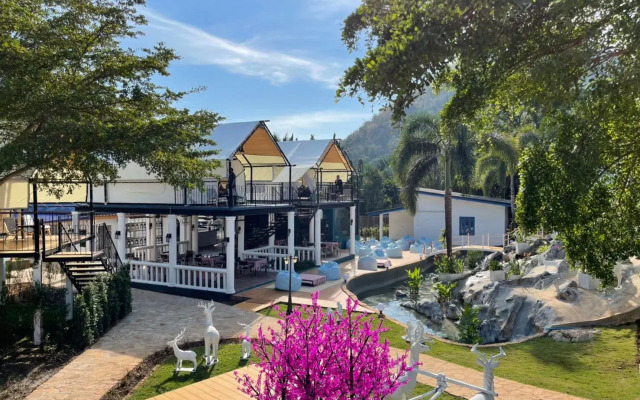 Mont Blanc Base Camp Khaoyai