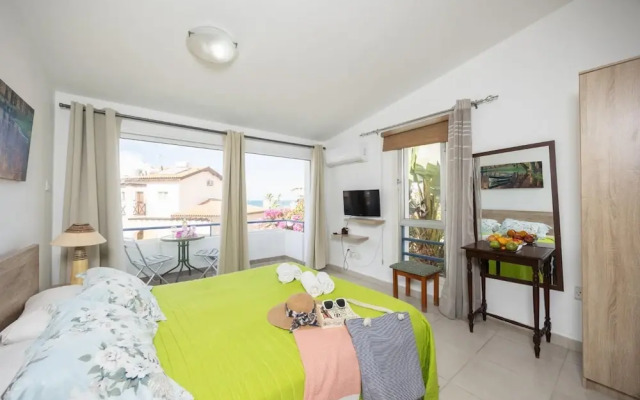 Emilia 11 in Latchi With 1 Bedrooms and 1 Bathrooms