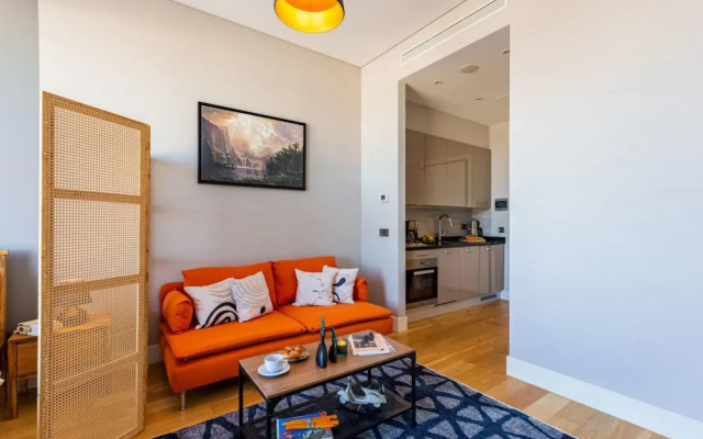 Studio Flat With Panoramic City View in Atasehir