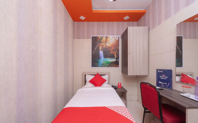 OYO 16596 Akash Inn Elite