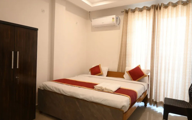 Uday Paramount Inn