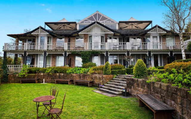 Echoes Boutique Hotel and Restaurant