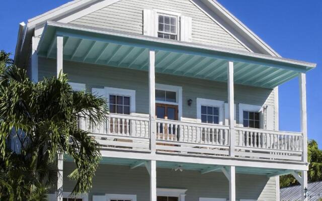 The Southernmost Inn - Adults Only