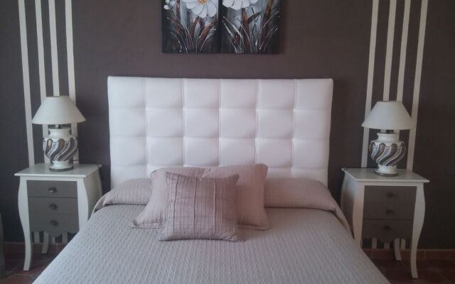 Hotel Vega De Cazalla