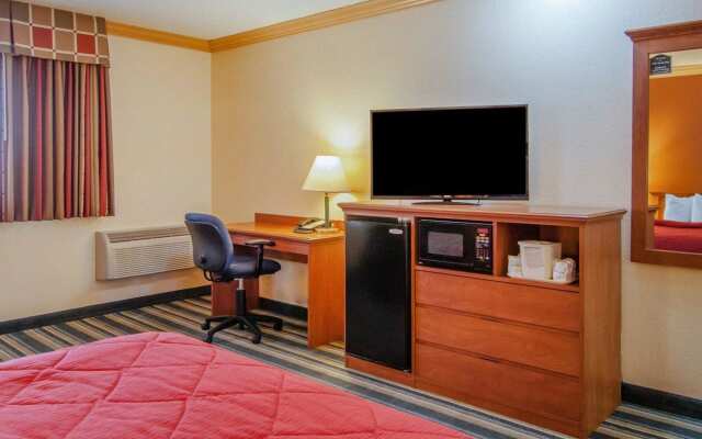 Quality Inn & Suites Medford Airport