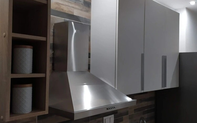 Anchors Aweigh 50m From The Sea