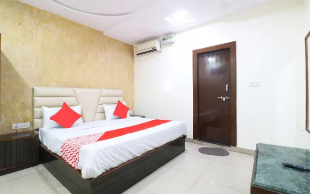 Oyo 40402 Hotel Kirandeep
