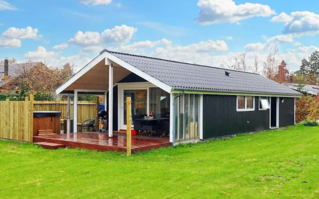 6 Person Holiday Home in Vaeggerlose-by Traum