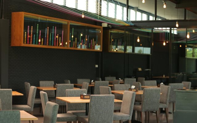 Navela Hotel & Banquet