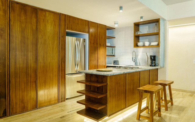 106 Beautiful Garden Apartment with Private Pool