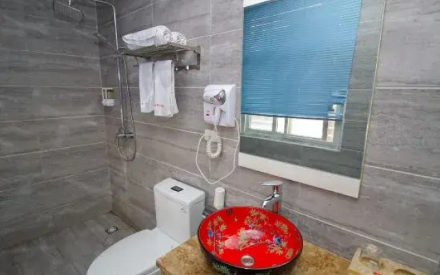 Jinling Theme Hotel