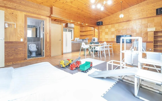 Yeosu Hi Mom Kids Family Pension Black