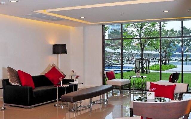 ibis Bangkok Riverside