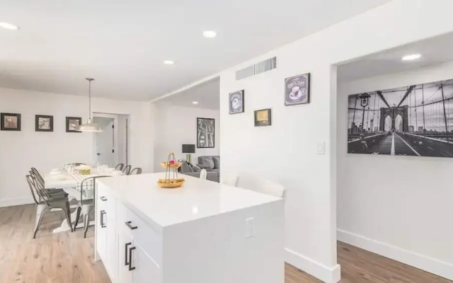 NEW 7bdrm-4ba Million+ Estate W/amazing Amenities