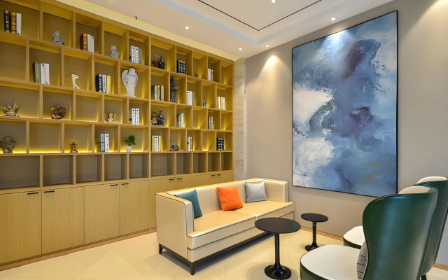 City Comfort Inn Wuhan Caidian Square