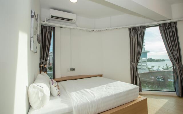 Homy Seafront Hostel