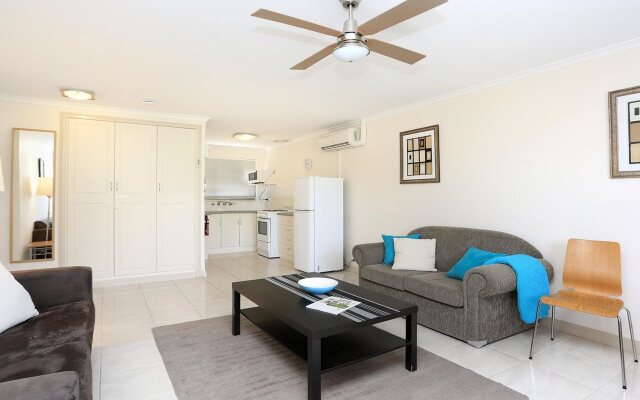 Claret Ash Apartments