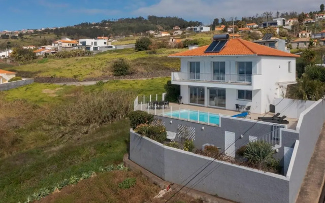 Villa Eldomar 61 in Estreito da Calheta