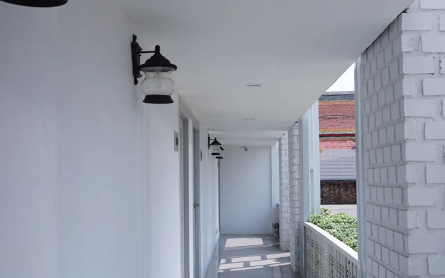 Nan Nakara Boutique