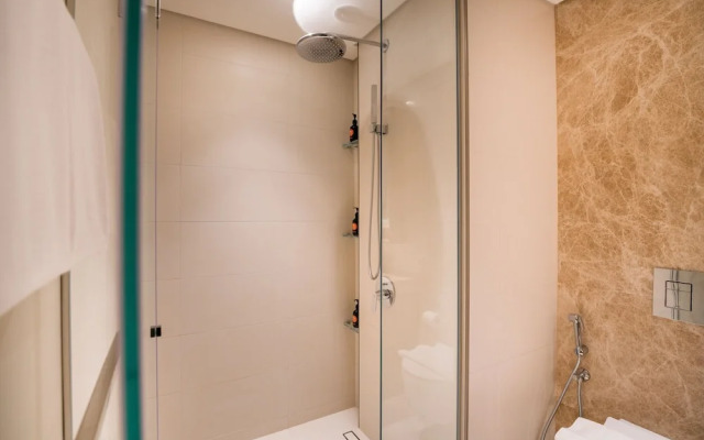 Easygo-luxury Beachfront 1bdr Grand Bleu