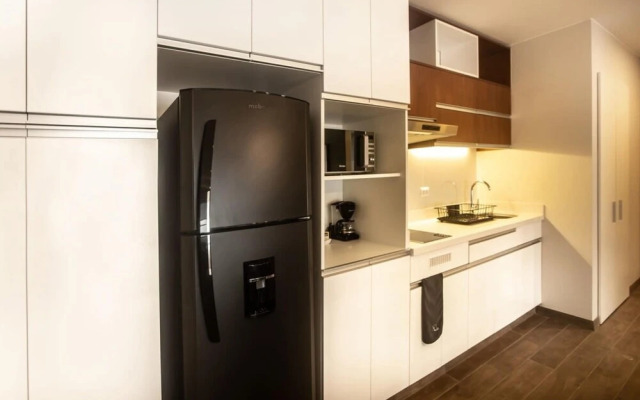 w Upscale 2BR in Miraflores