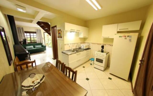 Casa 25 (Dois Pinheiros)