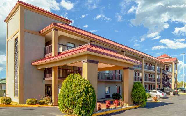 Quality Inn West Columbia - Cayce