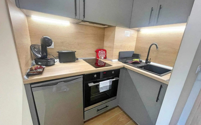 Арборо Боровец Гардънс Е50