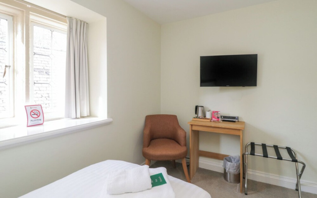 Harcombe House Rooms - First Floor Twin