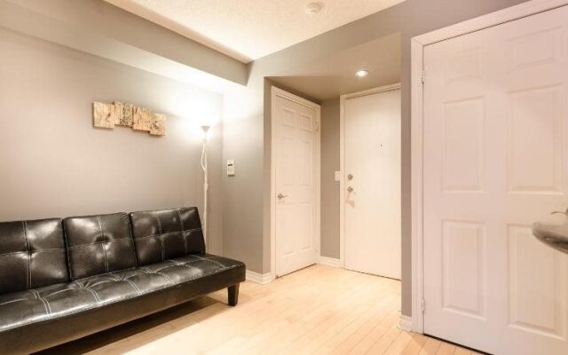 Royal Stays Suites - Blue Jays Way