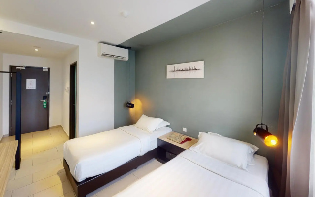 Enclave Business Hotel