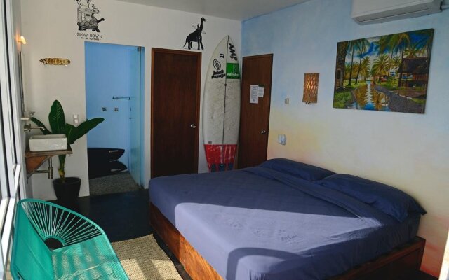 Hostal Olas Altas