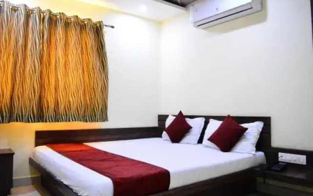 Hotel Keshar Laxmi (Near Mahakal Temple), Ujjain